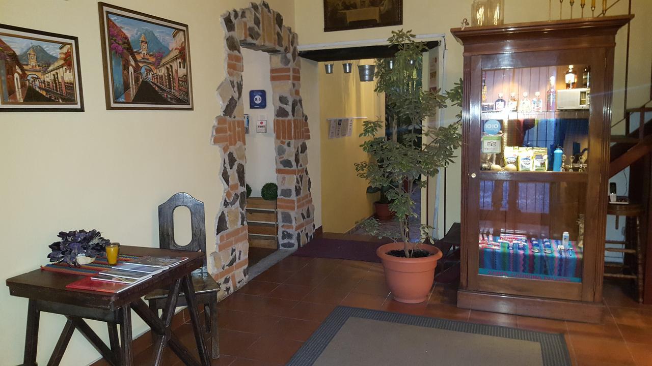 Hotel Las Piletas Antigua ภายนอก รูปภาพ
